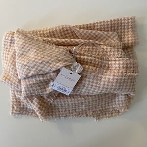 NWT Lauren Conrad Pastel Pink Houndstooth Scarf Fringe Layering Preppy Old Money